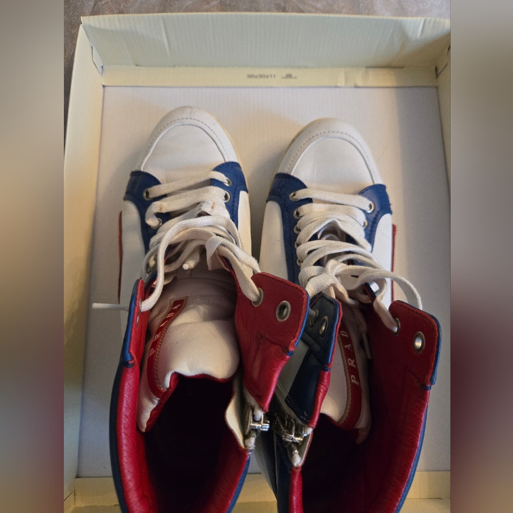 Prada leather sneakers size 38.5 - Picture 7 of 8